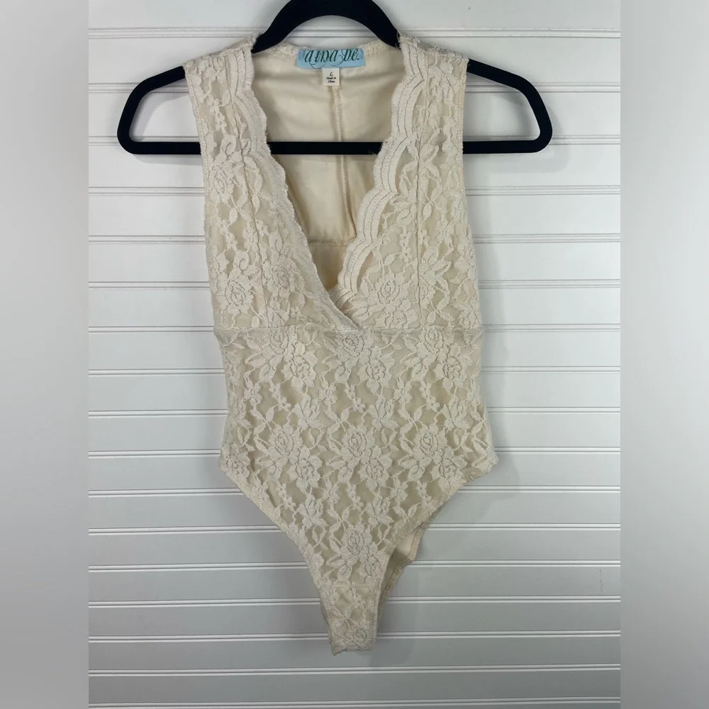 Dina Be Cream Mesh Lace Crochet One Piece V-Neck Sleeveless Bodysuit L Women’s - Picture 1 of 10